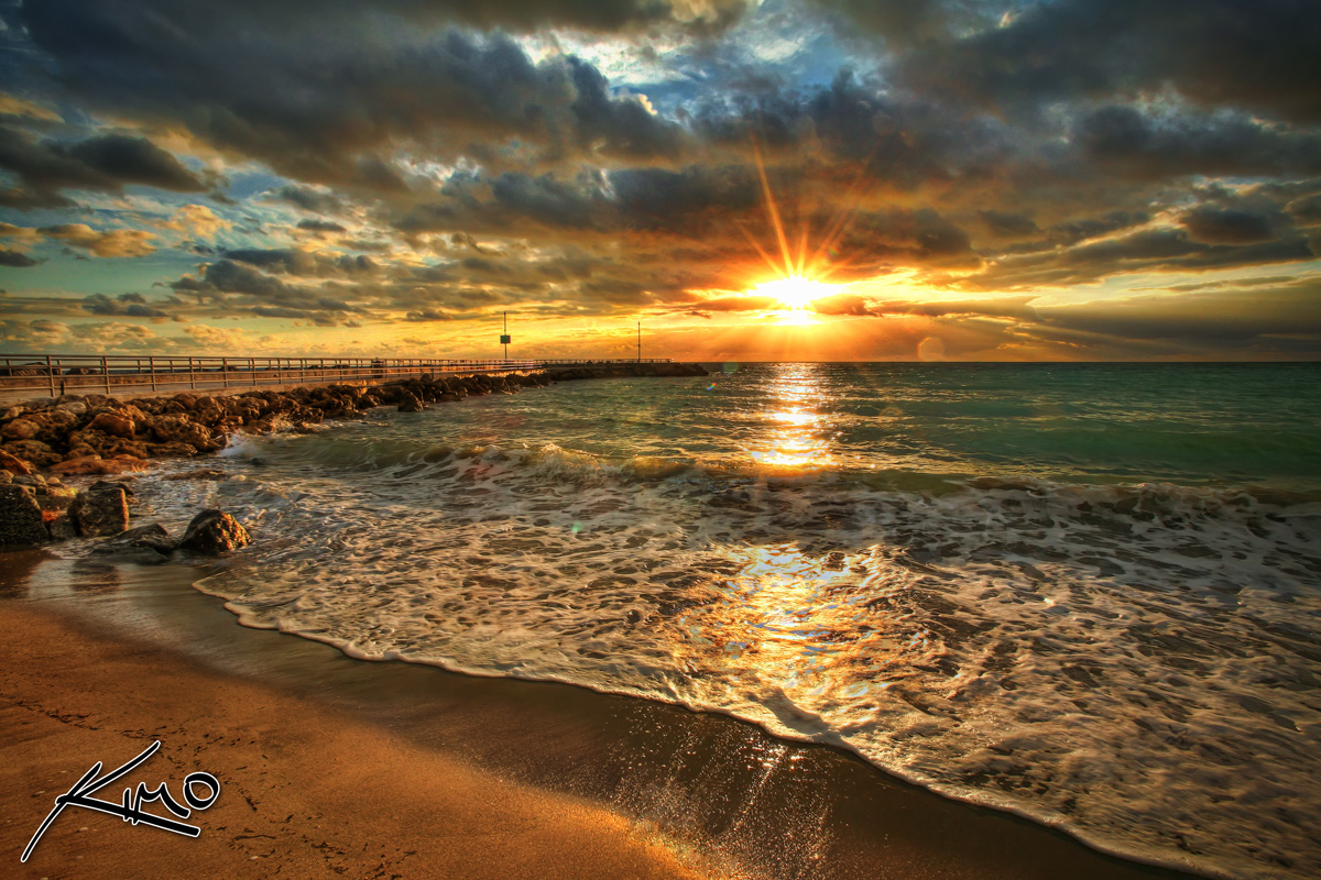 majestic-sunrise-jupiter-inlet-florida-beach.jpg
